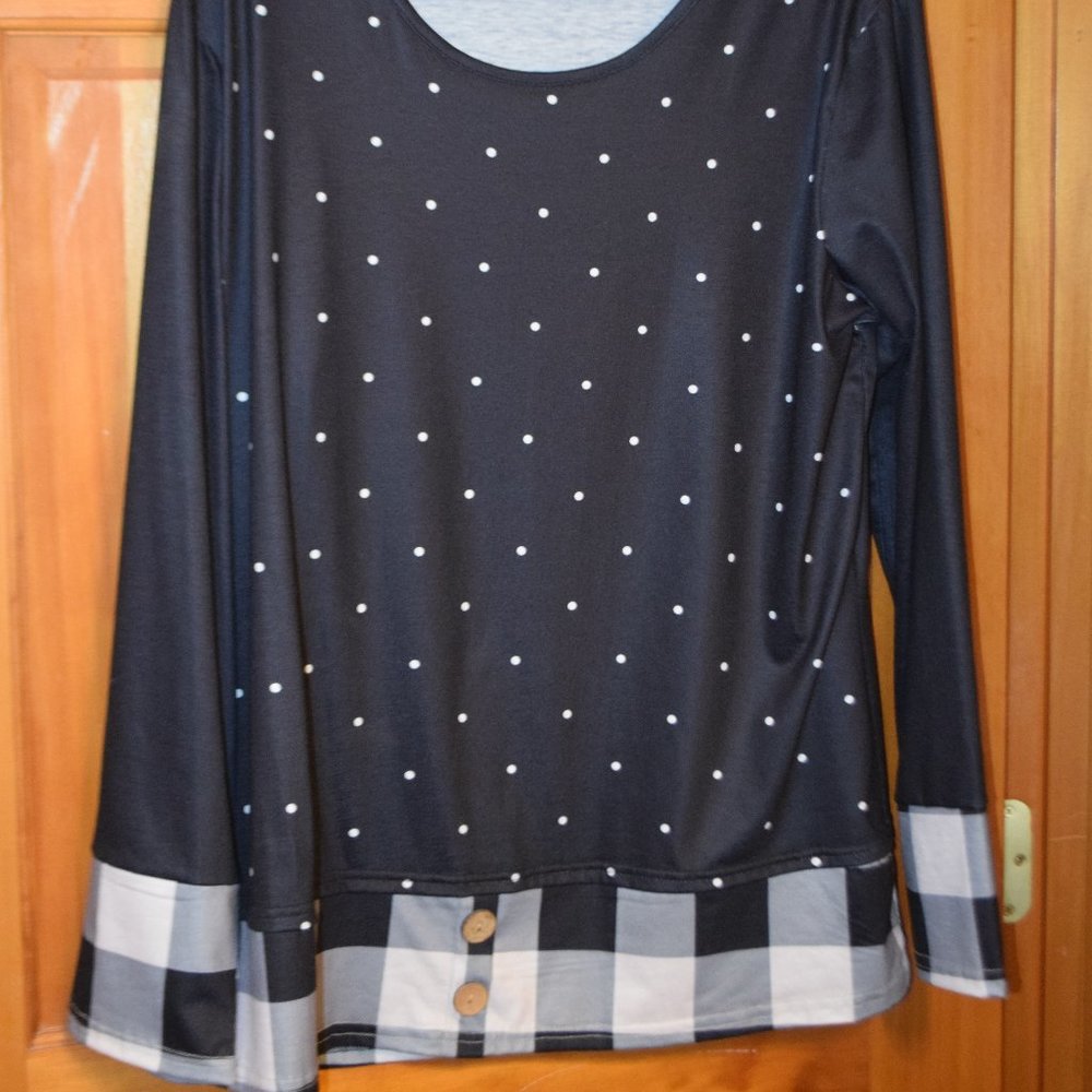 Pull-over polyester knit top